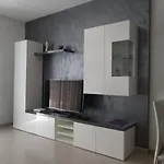 Modern Two Bedroom Sea View Appartement *