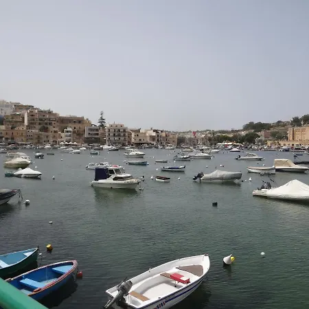 Modern Two Bedroom Sea View Appartement *